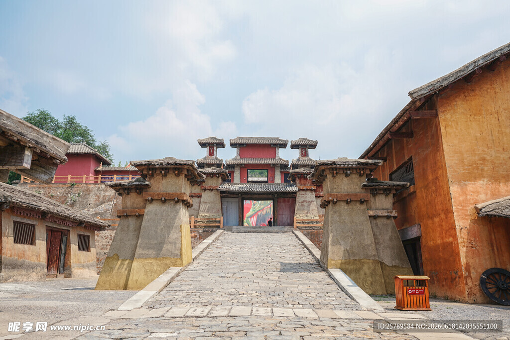 古色古香的中式传统建筑群