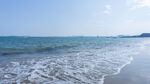 海边美景 海浪轻拍沙滩
