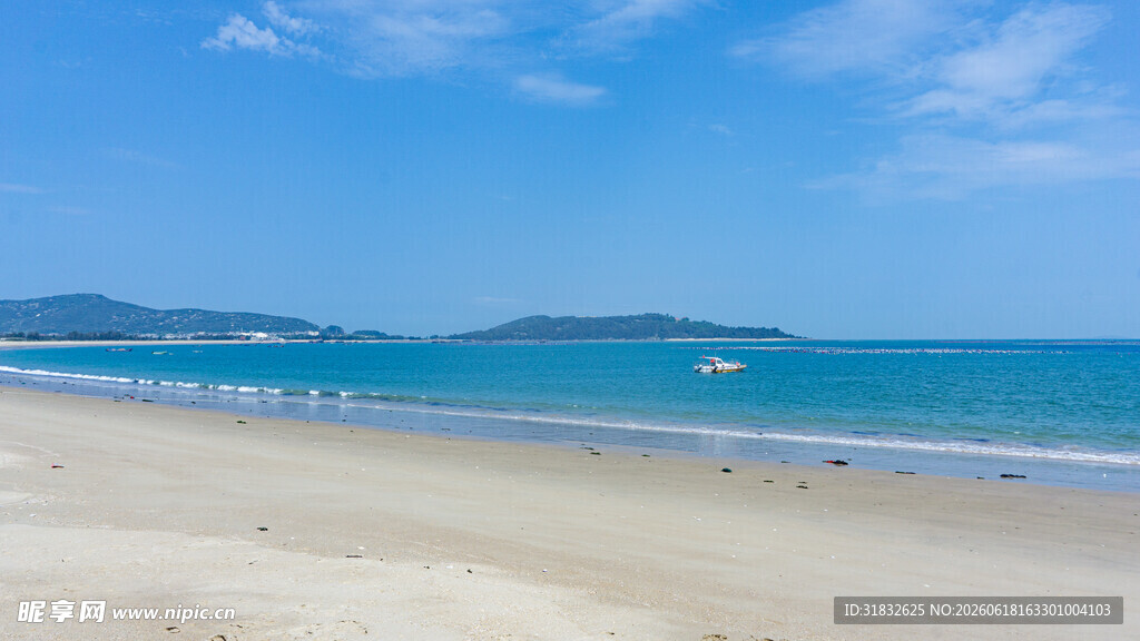 美丽海滨沙滩风景