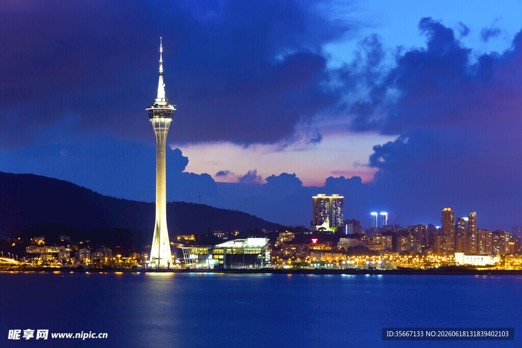 澳门塔夜景风采