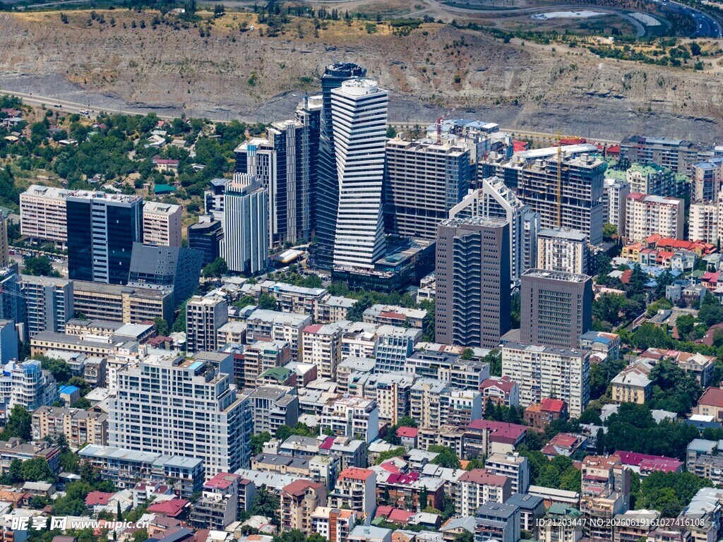繁华都市天际线俯瞰图