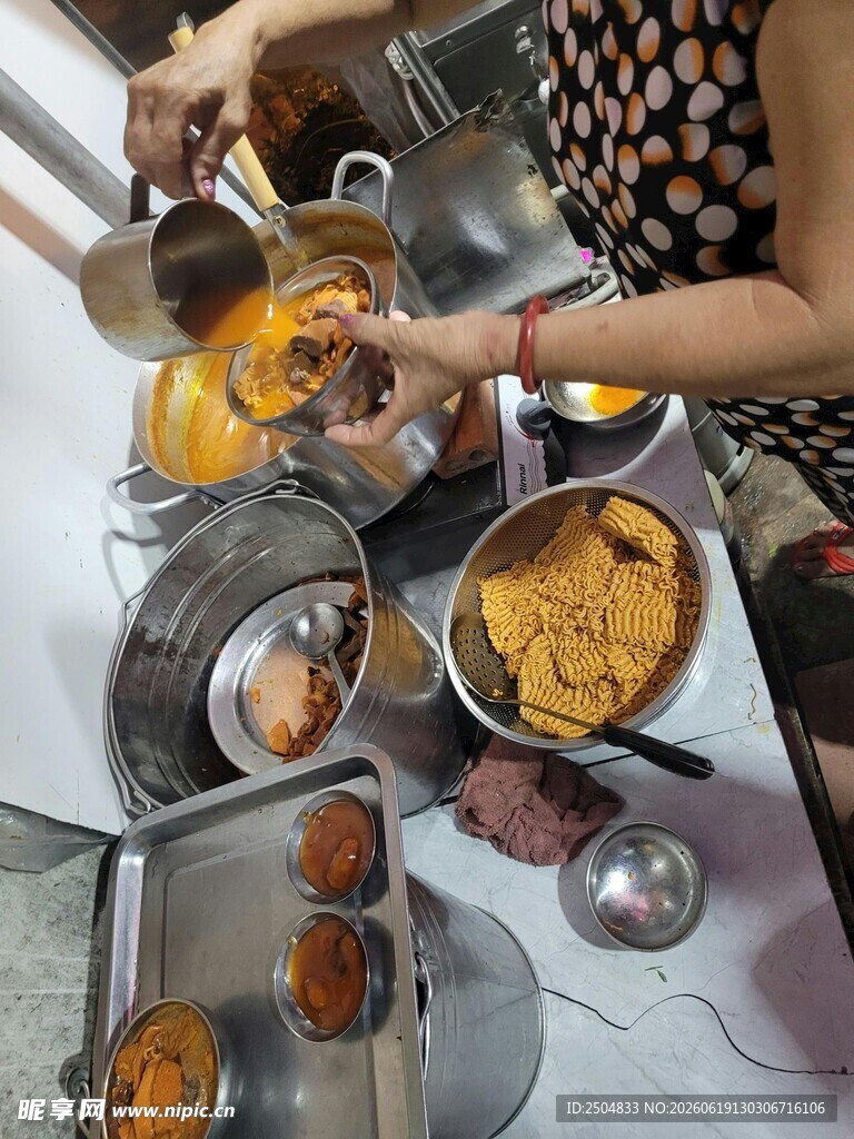 家庭自制美味南瓜饼场景