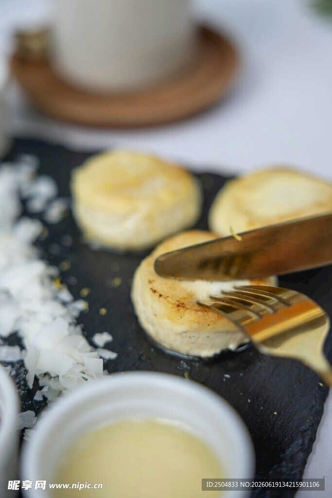 蜂蜜浇淋美味松饼
