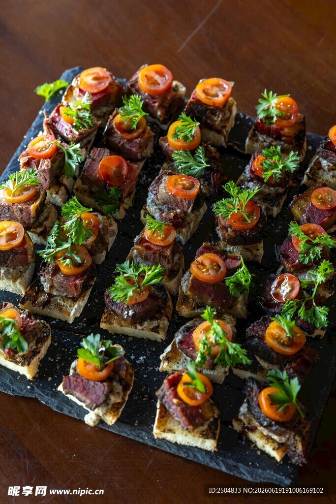 精致美味的多层创意小食