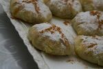 美味撒粉糕点