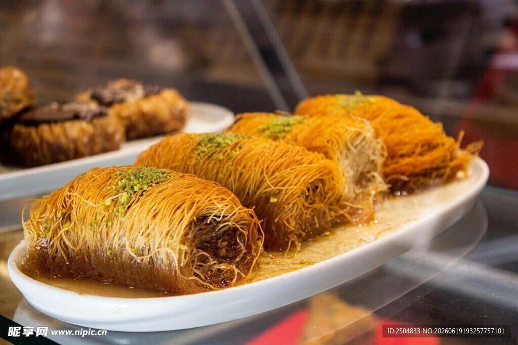 美味千层酥糕点展示