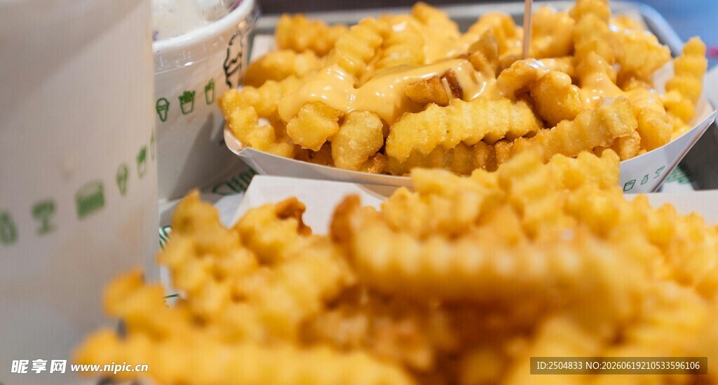 美味金黄炸物诱人呈现
