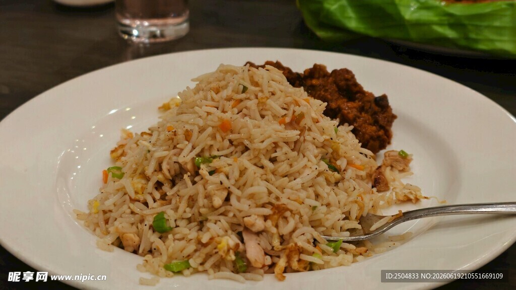 美味炒饭配小菜