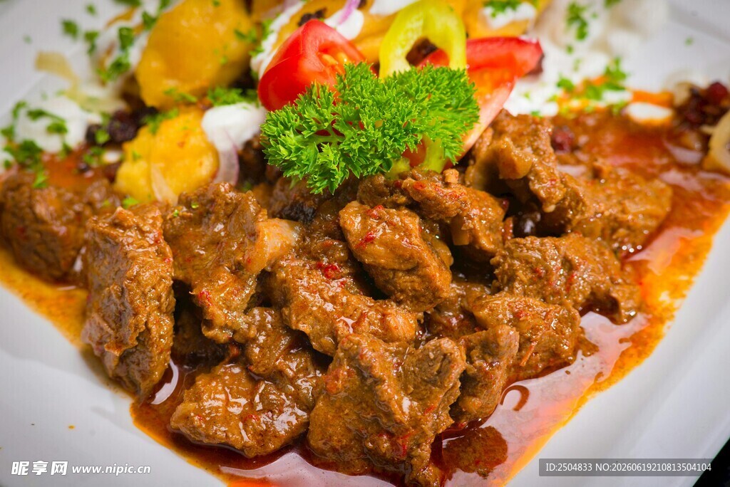 美味酱汁牛肉料理