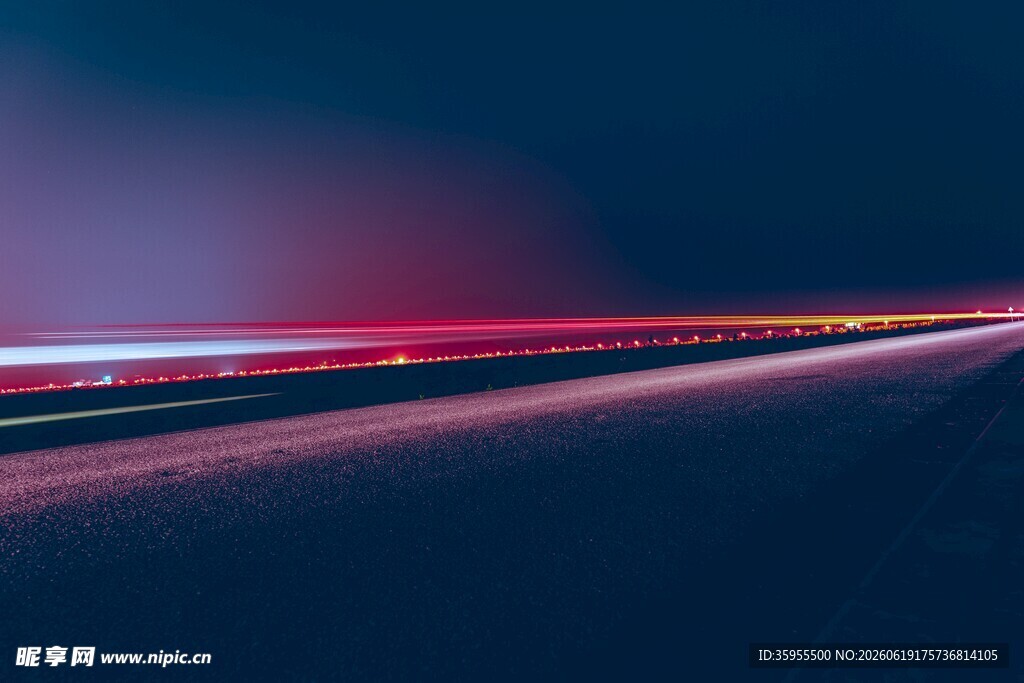 公路夜景光影绚丽效果