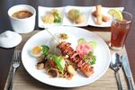 丰盛美味的亚洲风味餐食套餐