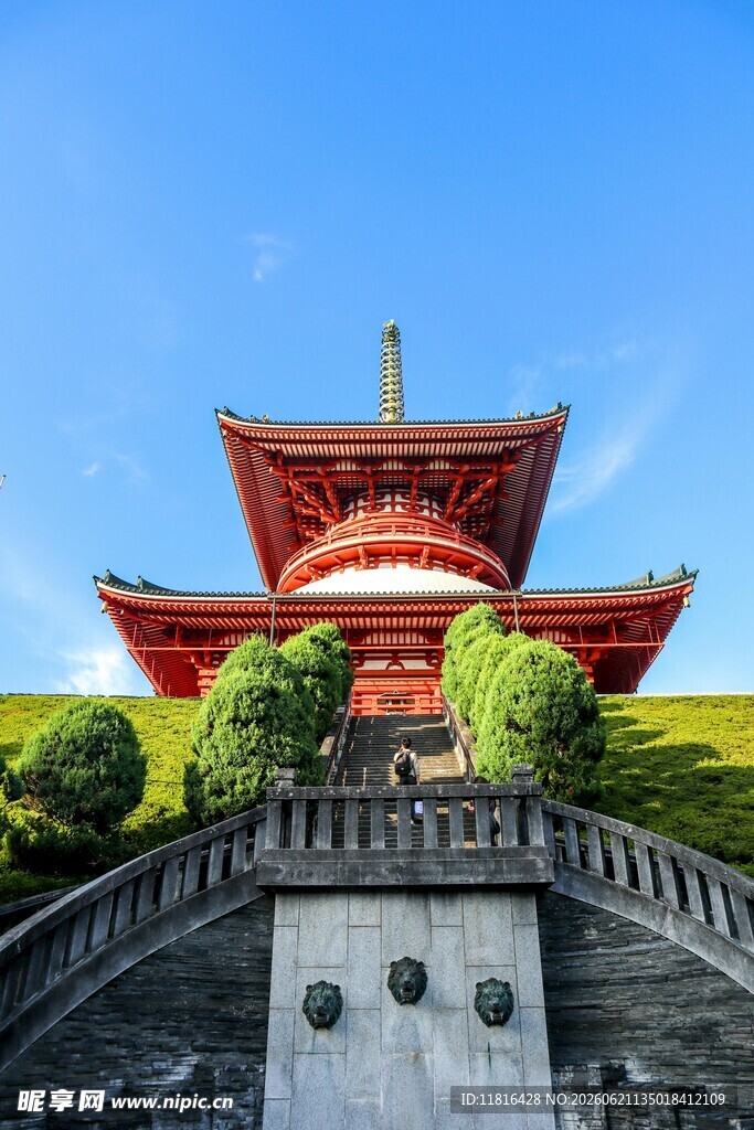 日本传统塔楼景观