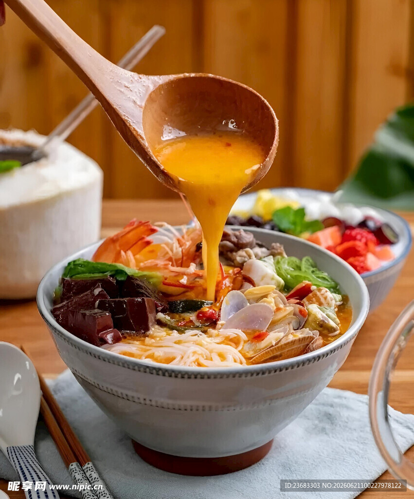 海鲜面美食图片