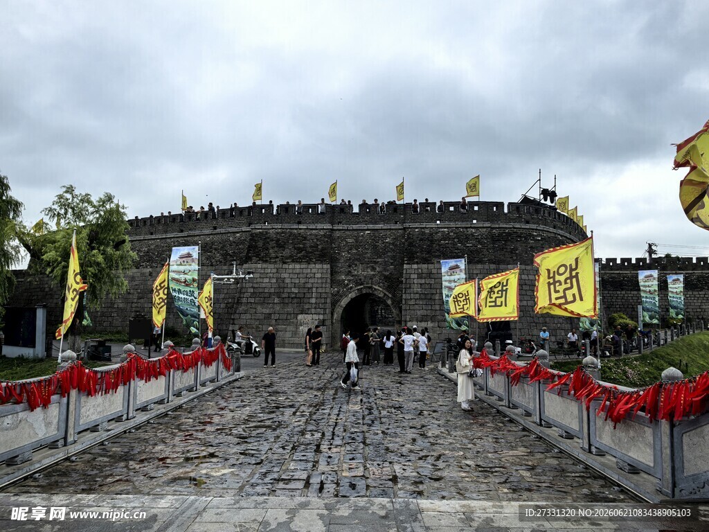 寿县古城门景观