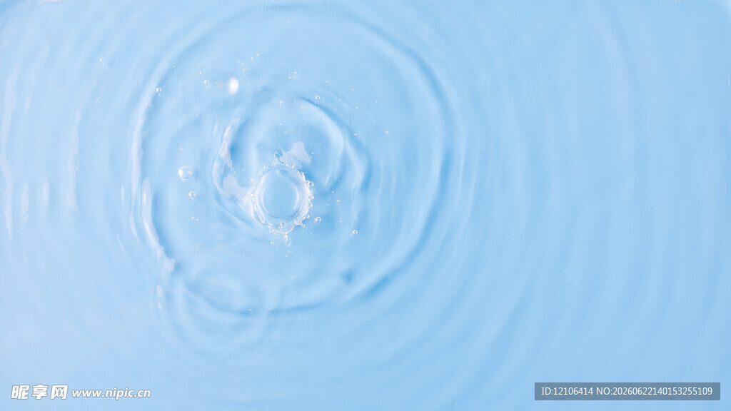 水面涟漪特写