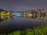 湖边夜景