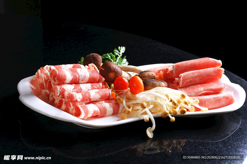 美味多样火锅食材拼盘