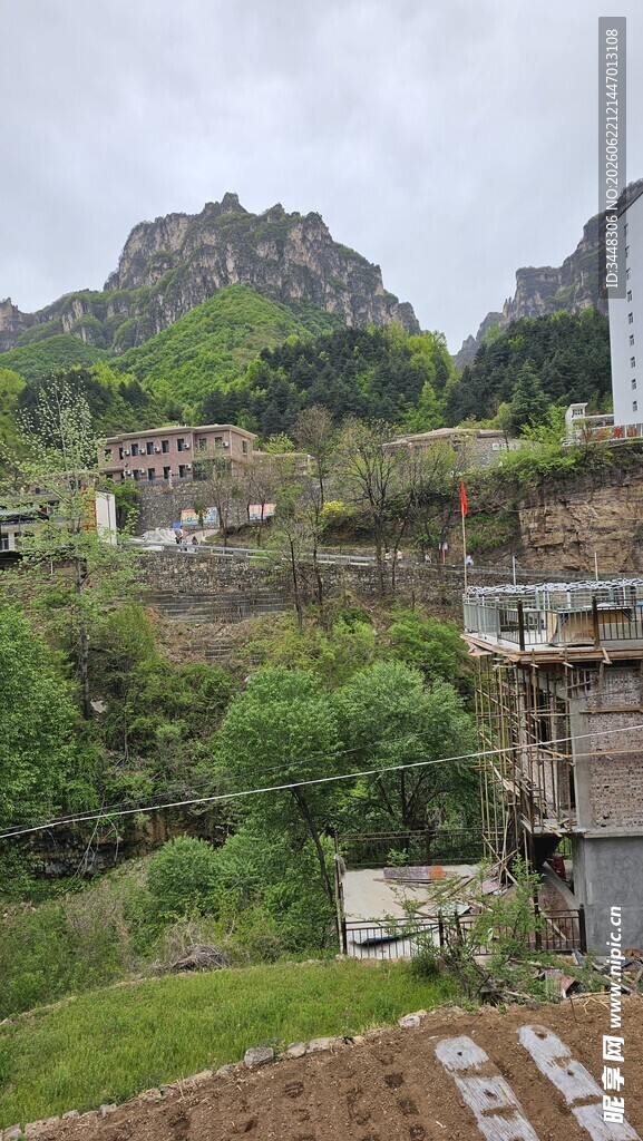 山西太行山阳坡村