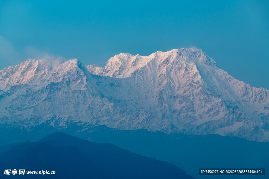 壮丽雪山美景