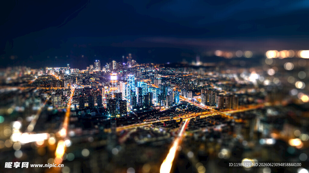 城市璀璨夜景俯瞰图