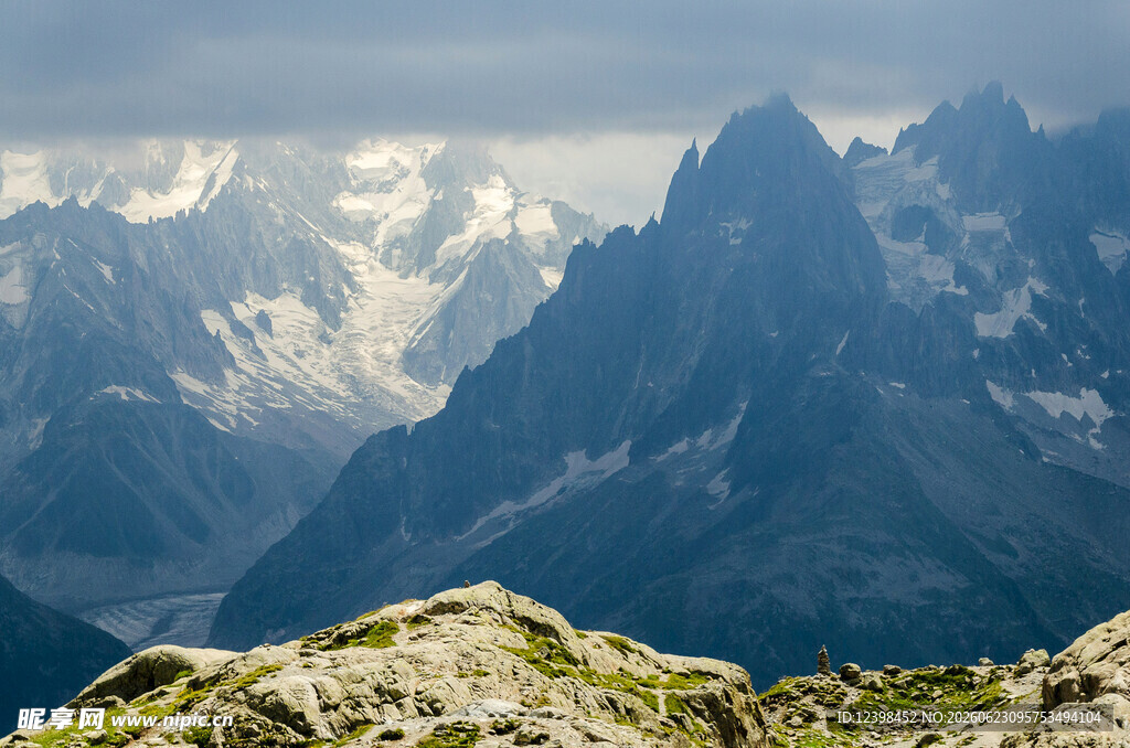 壮丽高山美景