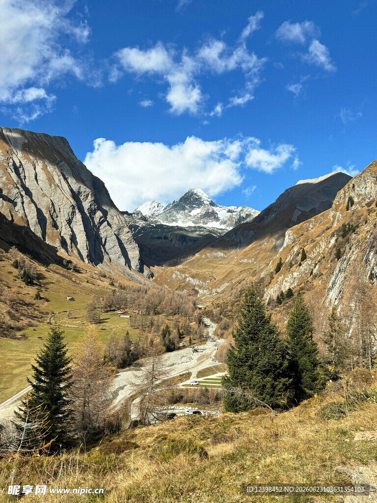 山间美景