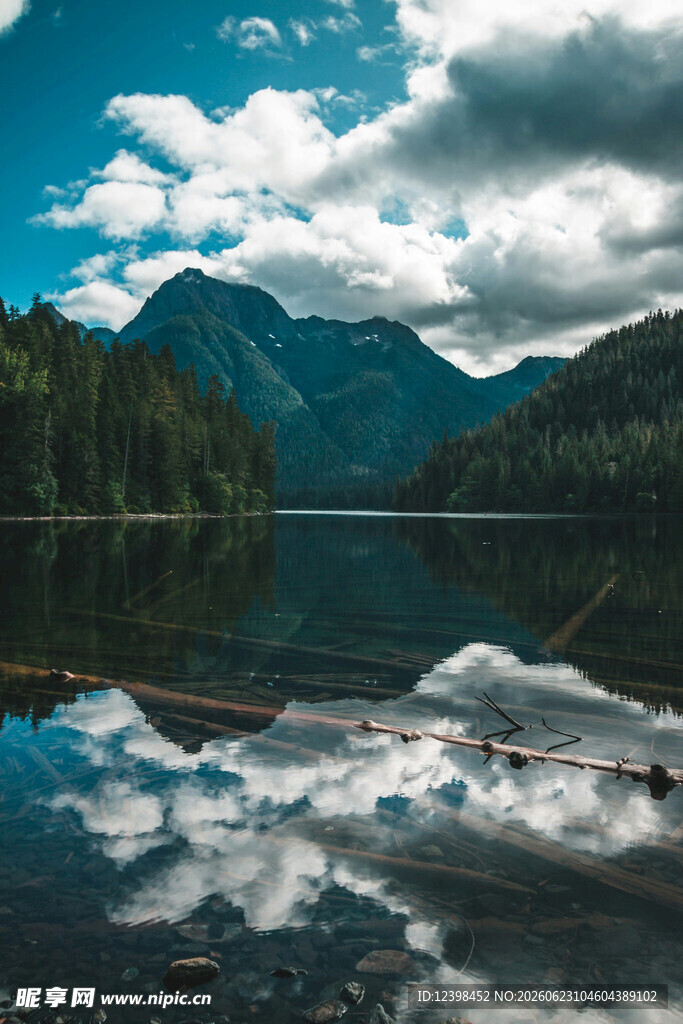 宁静山水湖景自然风光