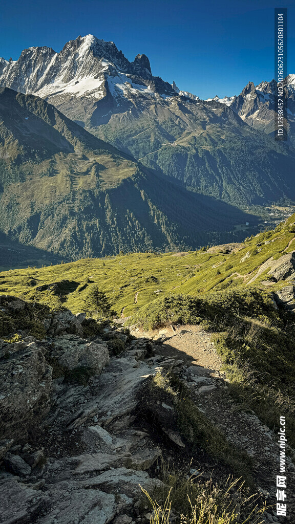 壮丽雪山风光