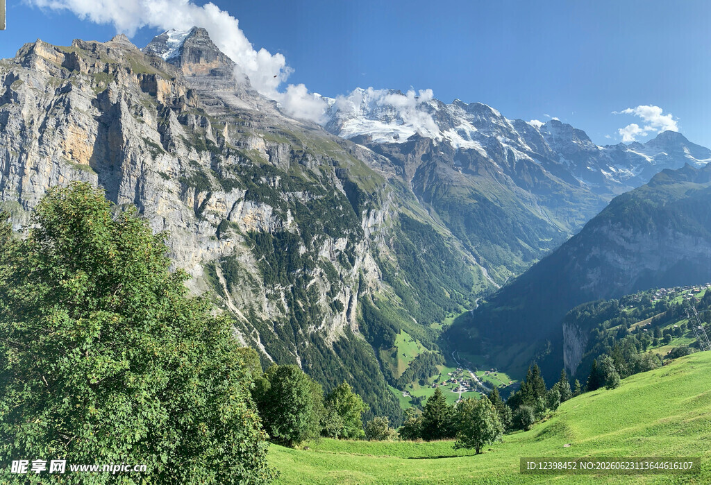 阿尔卑斯山壮丽山景