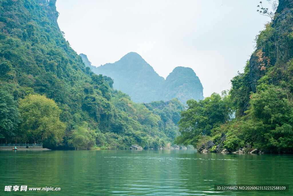 漓江山水美景如画
