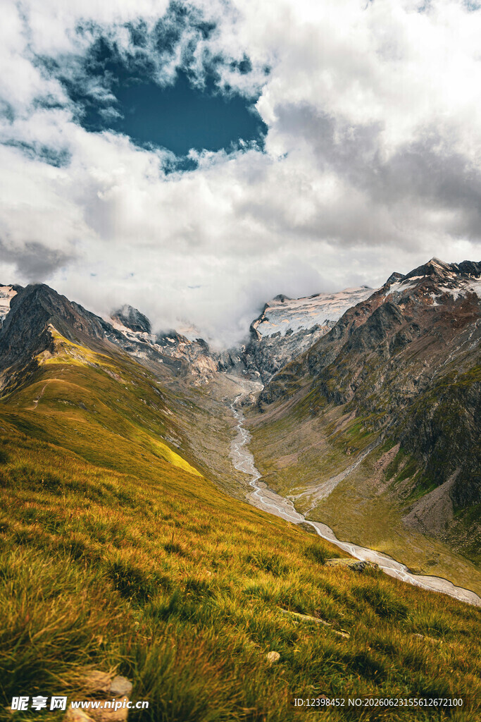 山间美景