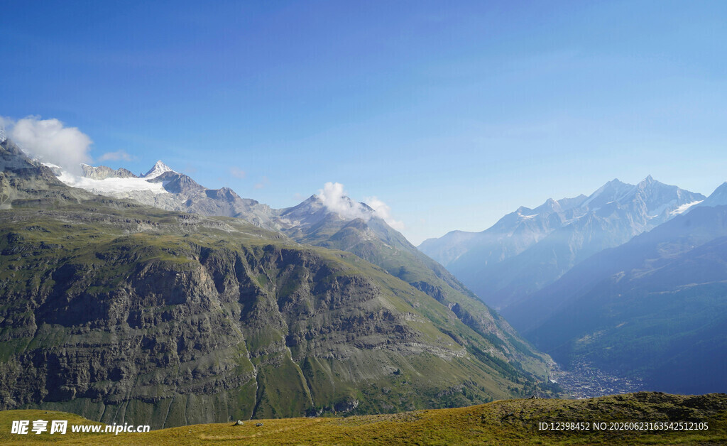 壮丽高山美景