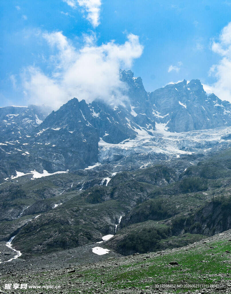 壮丽高山景观