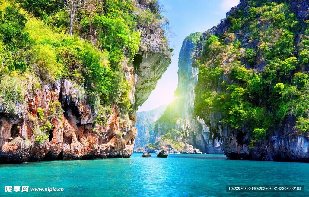 美丽海岛蓝色海湾景观