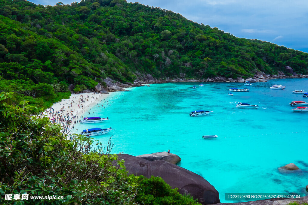 绝美海岛蓝湾风光