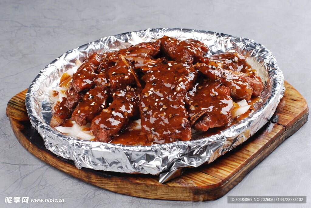 铁板黑椒牛肉