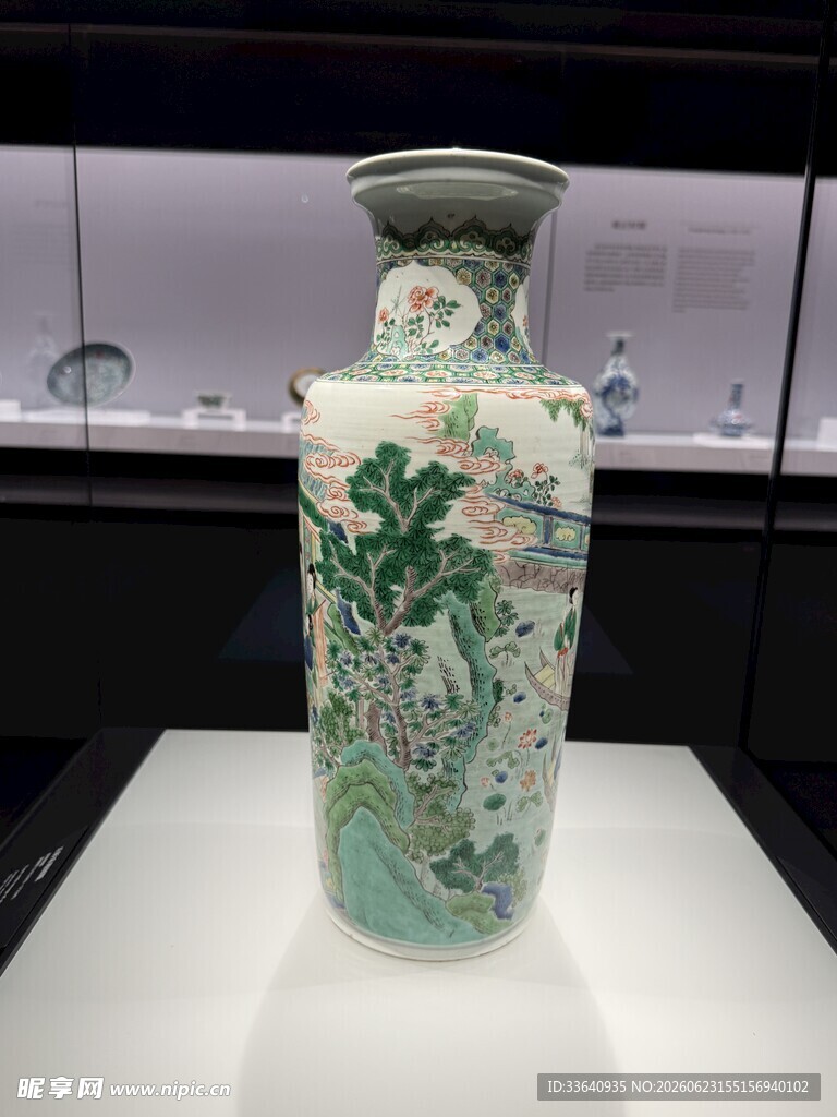 青花瓷瓶 古韵雅致之美
