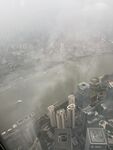 雾中俯瞰上海城市景观