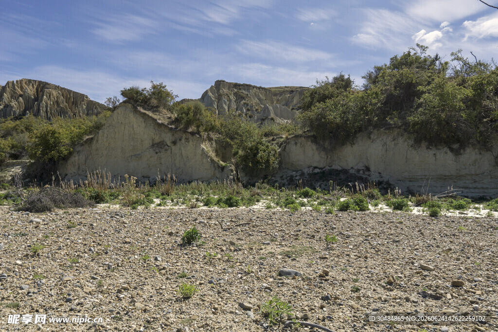 荒凉山地景观