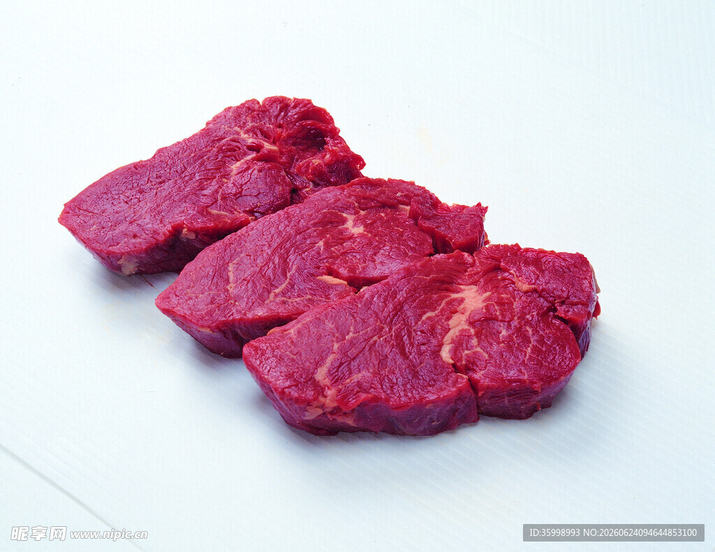 新鲜生牛肉块