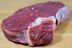 新鲜生牛肉块