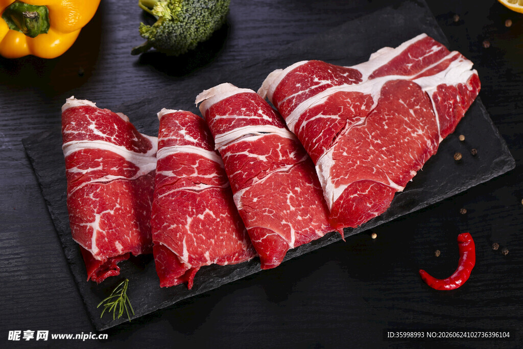 新鲜牛肉卷诱人美味食材