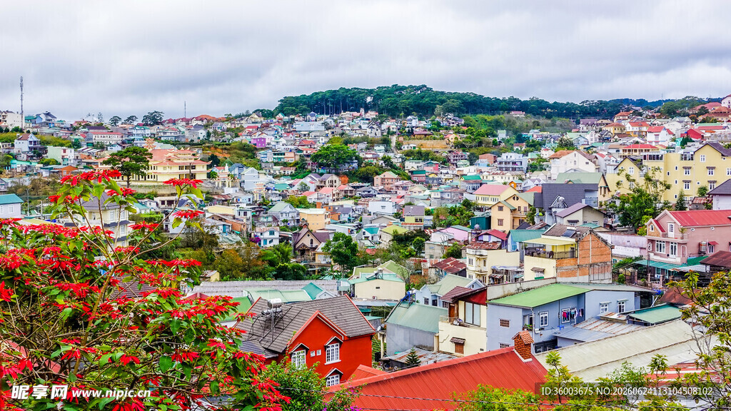 多彩山城美景