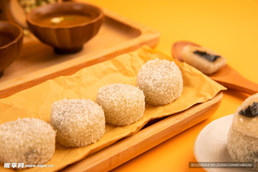 糯米糍白色软糕糕点特写