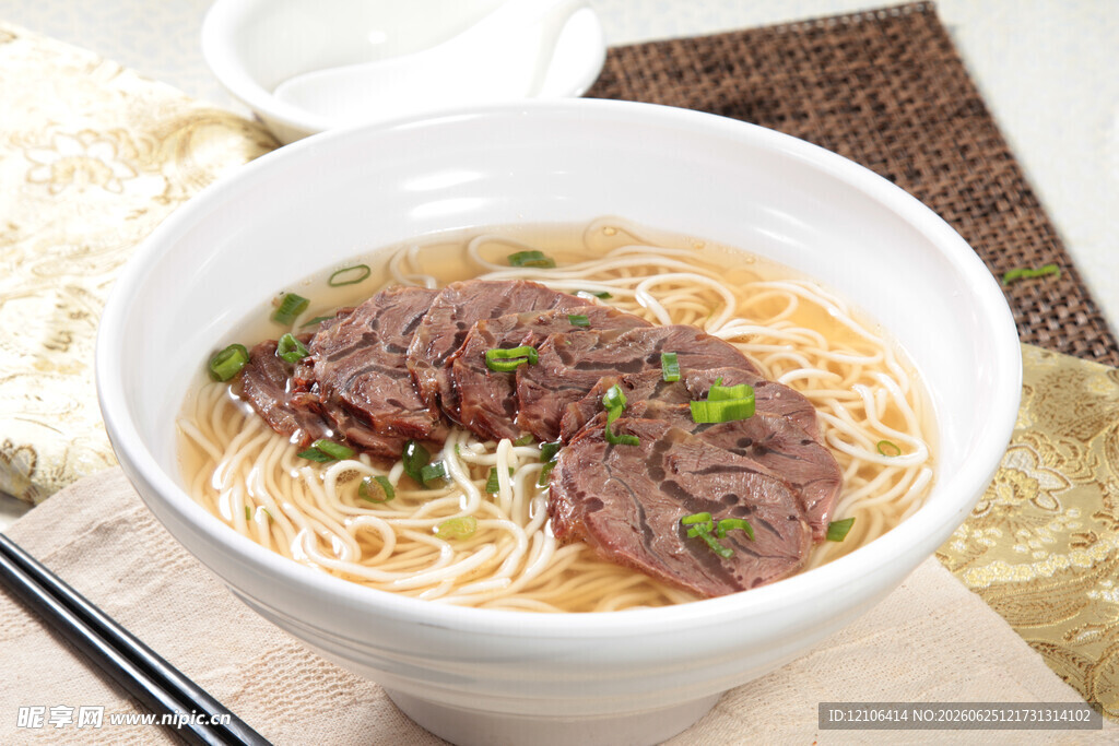 牛肉拉面美味鲜香诱人