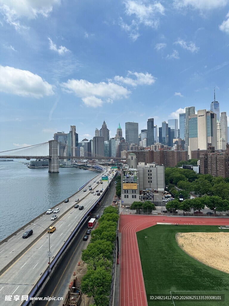 城市河畔景观与运动场地