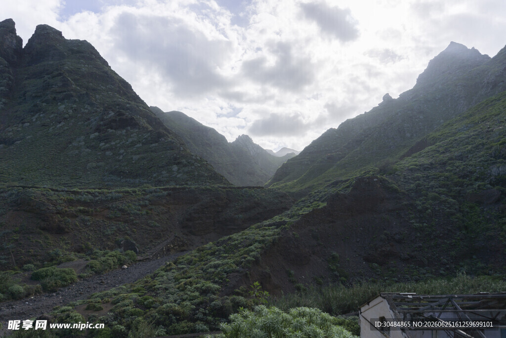 山间美景