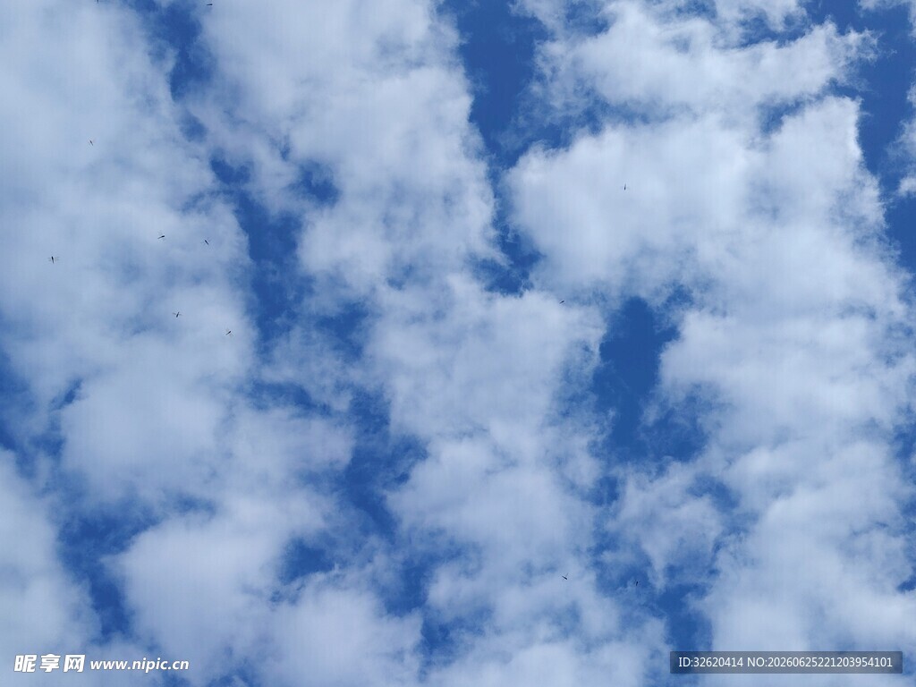 蓝天白云美景