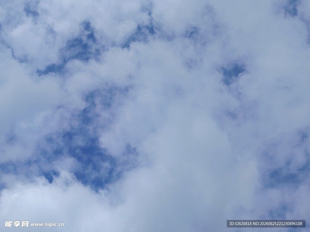 蓝天白云美景