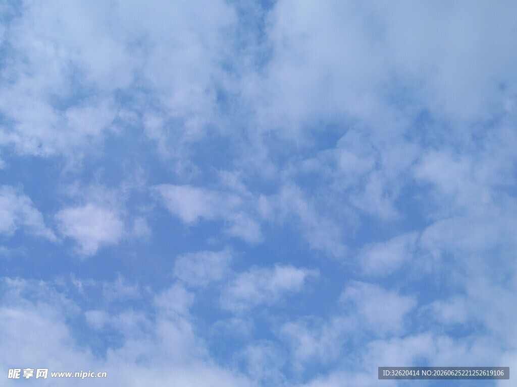 蓝天白云美景